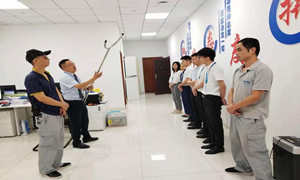 光谷店&ldquo;防盜搶、保安全&rdquo;應(yīng)急預(yù)案演練及培訓(xùn)圓滿開展